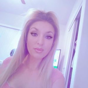 Meet your Posher, Shea